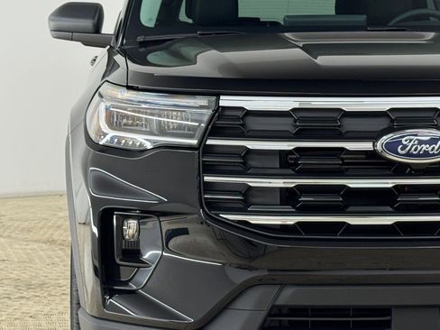 New 2026 Ford Explorer Active w/ Active Comfort Package image 11