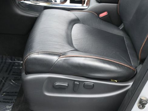 Used 2020 Nissan Armada SL w/ Premium Package image 19