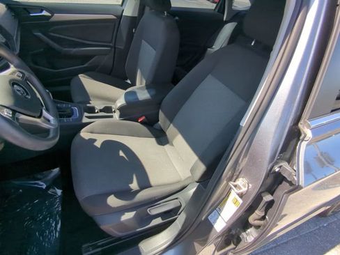 Used 2021 Volkswagen Jetta S w/ Driver Assistance Package FWD image 18