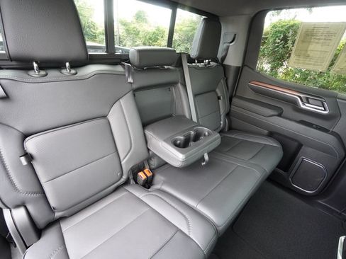 Used 2025 GMC Sierra 1500 Denali w/ Denali Reserve Package AWD/4WD image 28
