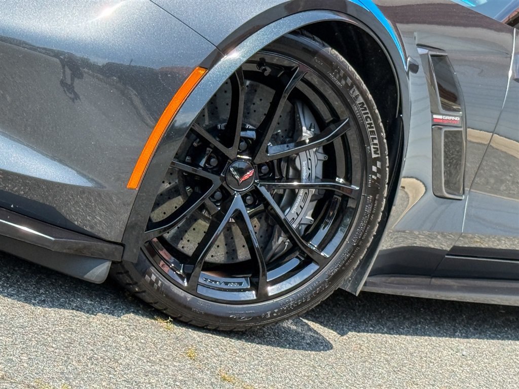 Used 2017 Chevrolet Corvette Grand Sport RWD image 9
