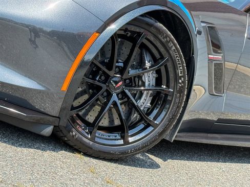 Used 2017 Chevrolet Corvette Grand Sport RWD image 9
