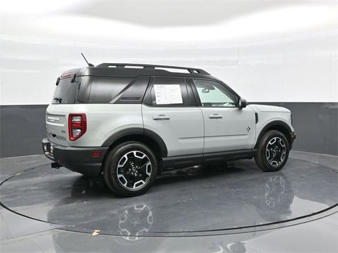 Used 2024 Ford Bronco Sport Outer Banks w/ Tech Package image 7