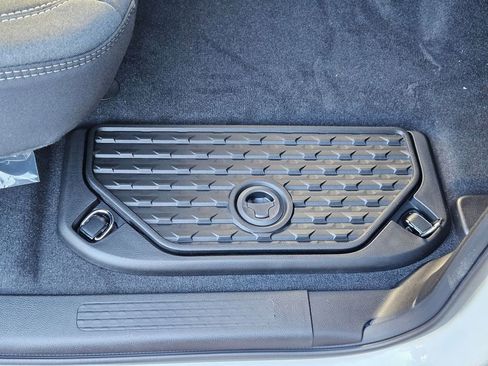 New 2026 RAM 1500 Big Horn AWD/4WD image 17