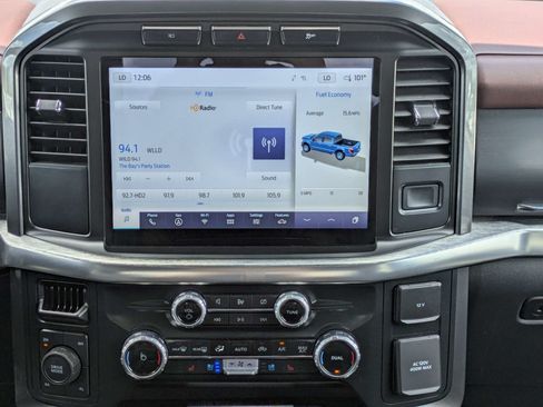 Used 2023 Ford F150 Lariat AWD/4WD image 19