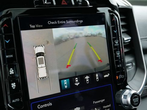 Used 2019 RAM 1500 Laramie AWD/4WD image 31