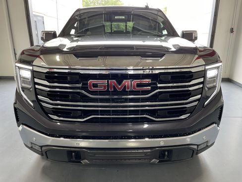 New 2026 GMC Sierra 1500 SLT w/ SLT Premium Plus Package AWD/4WD image 2