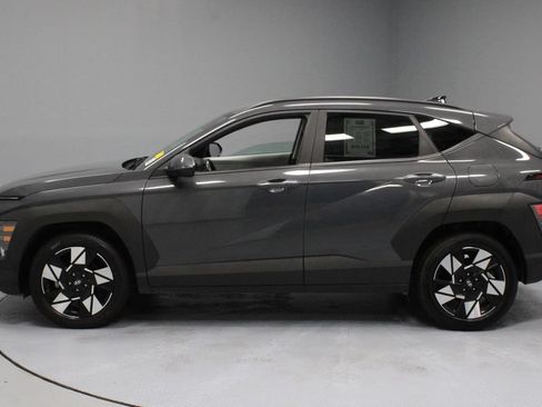 Used 2025 Hyundai Kona SEL FWD image 7