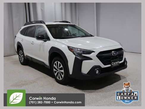 Used 2024 Subaru Outback Premium AWD/4WD image 1