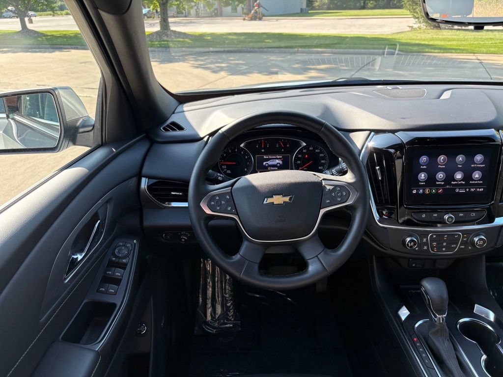 Used 2023 Chevrolet Traverse LT w/ LT Premium Package AWD/4WD image 53