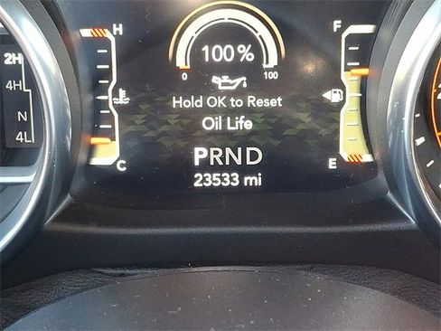 Used 2021 Jeep Wrangler Unlimited Sahara image 20