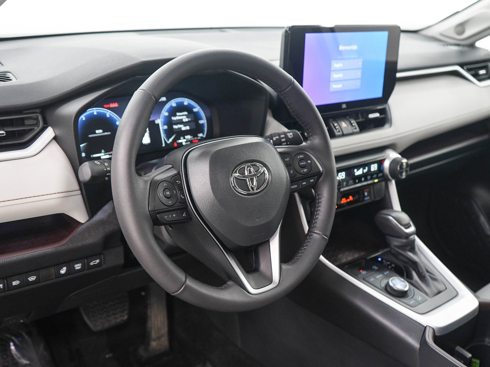 Used 2025 Toyota RAV4 Limited w/ Weather Package AWD/4WD image 21