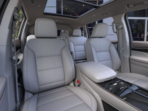 New 2026 Buick Enclave Avenir w/ Super Cruise Package FWD image 16
