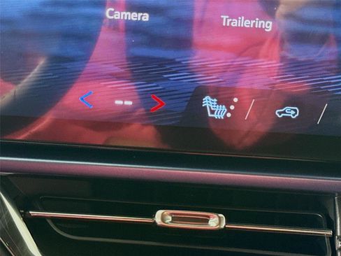 New 2026 Chevrolet Equinox EV LT AWD/4WD image 15