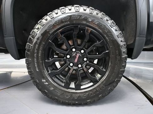 Used 2022 GMC Sierra 1500 AT4X AWD/4WD image 16