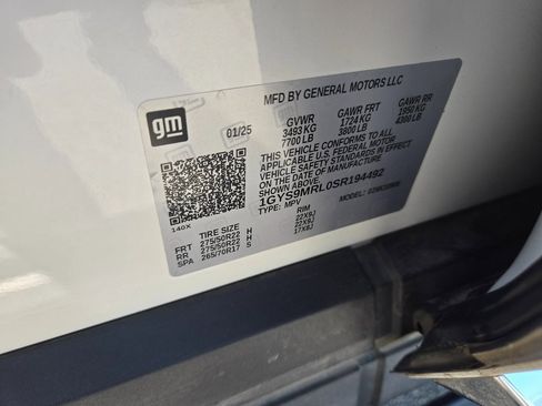 Used 2025 Cadillac Escalade ESV Premium Luxury Platinum image 14