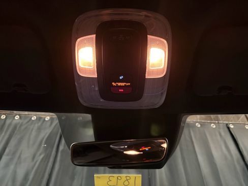 Used 2025 Hyundai Elantra SEL FWD image 15