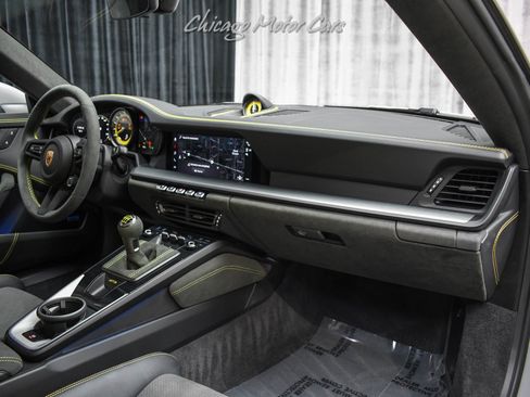 Used 2022 Porsche 911 GT3 RWD image 27