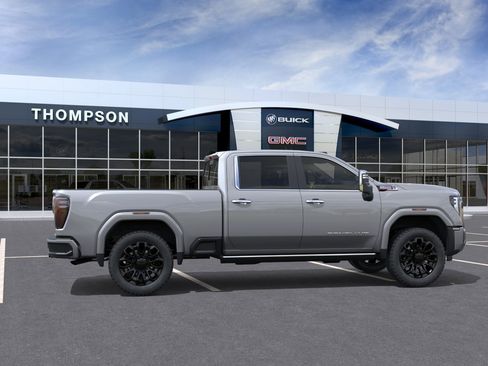 New 2026 GMC Sierra 2500 Denali w/ Denali Reserve Package AWD/4WD image 32