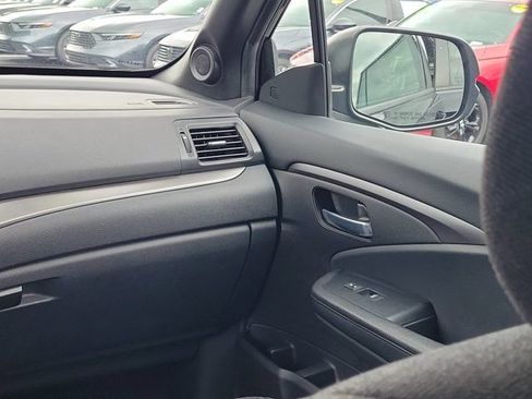 Used 2022 Honda Pilot Sport image 4