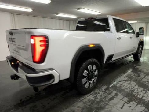 Certified 2024 GMC Sierra 2500 Denali w/ Denali Reserve Package image 8