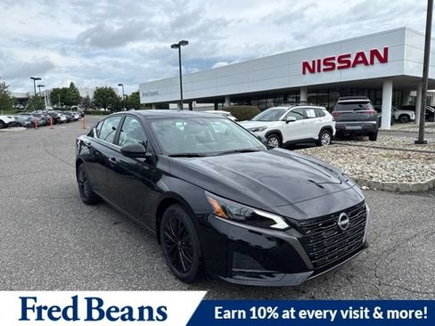 New 2026 Nissan Altima 2.5 SV w/ SV Special Edition Package AWD/4WD image 1
