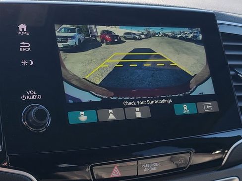 Certified 2025 Honda Passport TrailSport image 27