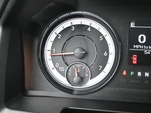 Used 2024 RAM 1500 Warlock AWD/4WD image 24