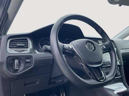 Used 2019 Volkswagen Golf Alltrack AWD/4WD image 22