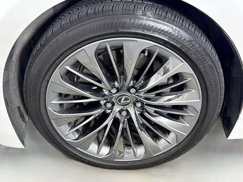 Used 2019 Lexus LS 500 RWD image 31