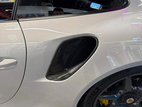 Used 2019 Porsche 911 Turbo S image 18