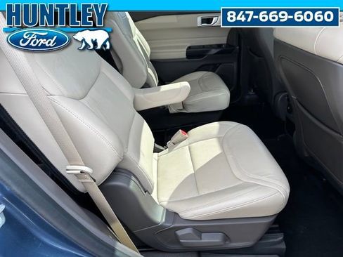 Used 2020 Ford Explorer Platinum w/ Premium Technology Package AWD/4WD image 10