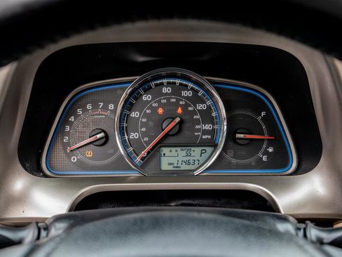 Used 2013 Toyota RAV4 Limited image 26