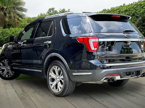 Used 2018 Ford Explorer Platinum AWD/4WD image 9
