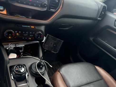 Used 2022 Ford Bronco Sport Badlands w/ Premium Package image 12