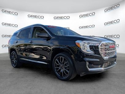 Used 2022 GMC Terrain Denali w/ Black Diamond Edition