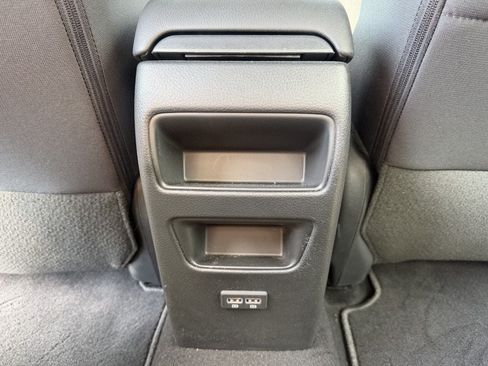 Used 2017 Nissan Sentra SV FWD image 25