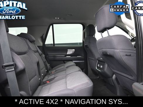 Used 2025 Ford Expedition Active RWD image 13