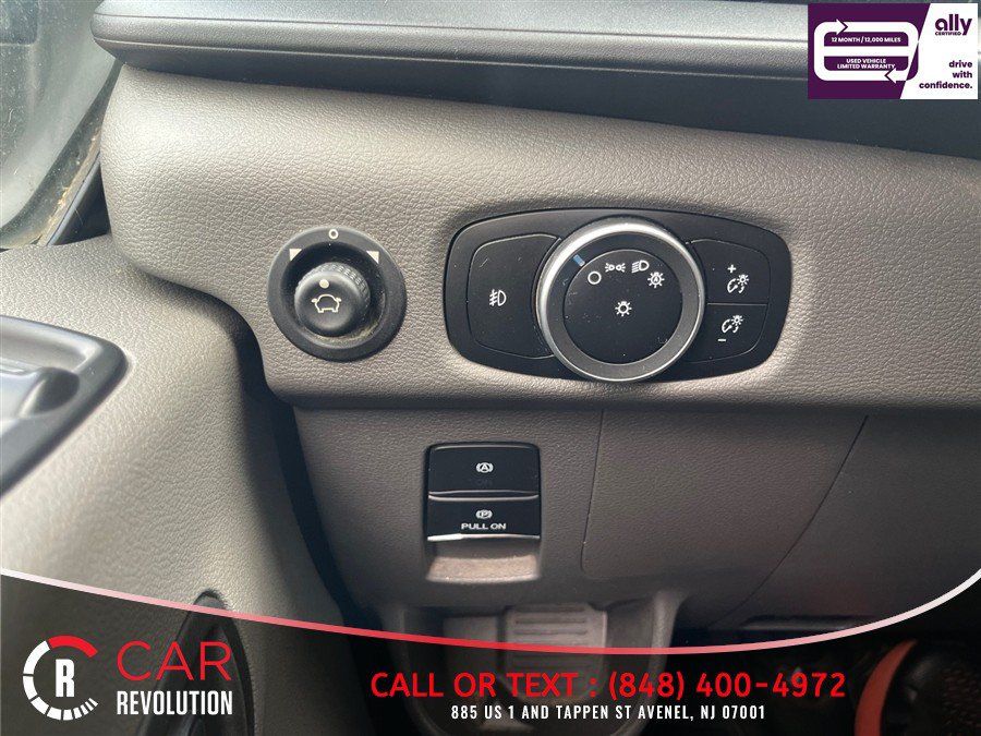 Used 2022 Ford Transit 250 Low Roof AWD image 27