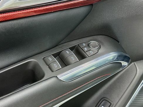 Used 2024 Chevrolet Traverse RS FWD image 20