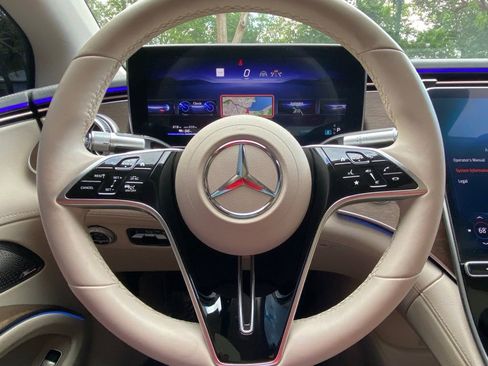 Used 2023 Mercedes-Benz EQS 450+ Sedan image 41