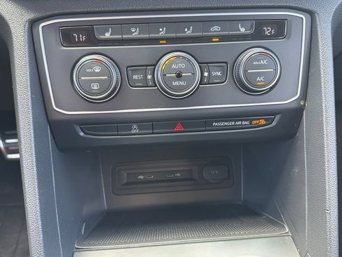 Certified 2021 Volkswagen Atlas SE FWD image 17