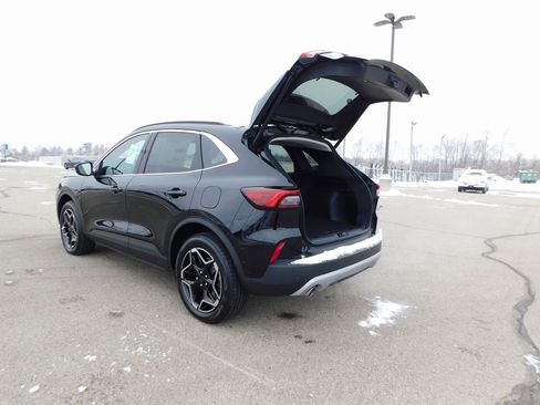 New 2026 Ford Escape Platinum image 22