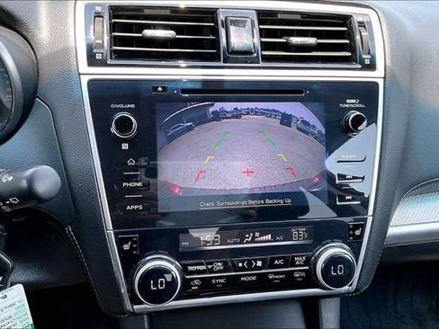 Used 2018 Subaru Outback 2.5i Premium AWD/4WD image 22