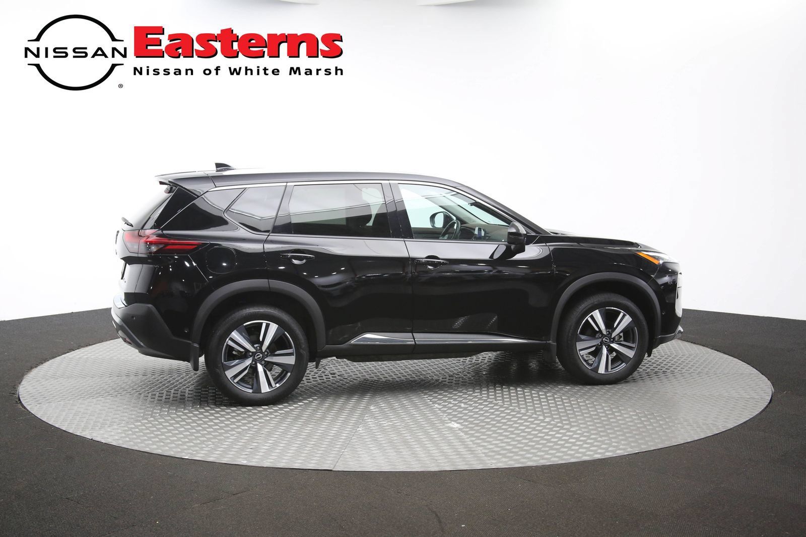 Used 2023 Nissan Rogue SL AWD/4WD image 46