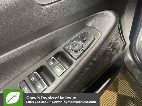 Used 2023 Hyundai Santa Fe SEL image 11