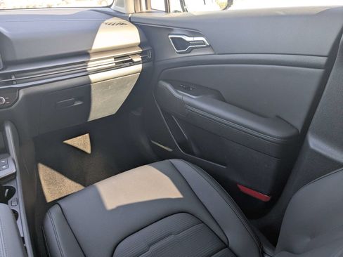 Used 2026 Kia Sportage SX FWD image 20
