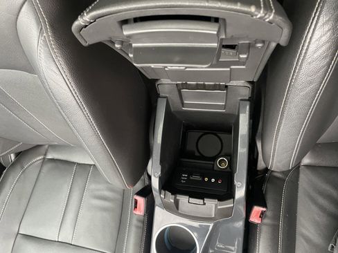 Used 2013 Ford Escape Titanium w/ Class II Trailer Tow Pkg image 21