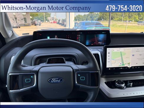 Used 2025 Ford Expedition Max Active AWD/4WD image 15