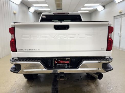Used 2023 Chevrolet Silverado 2500 LT w/ Convenience Package image 7